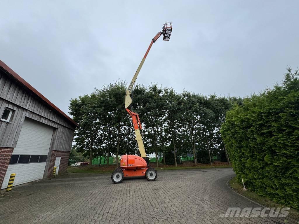 JLG 600 AJ Nacele cu brat articulat