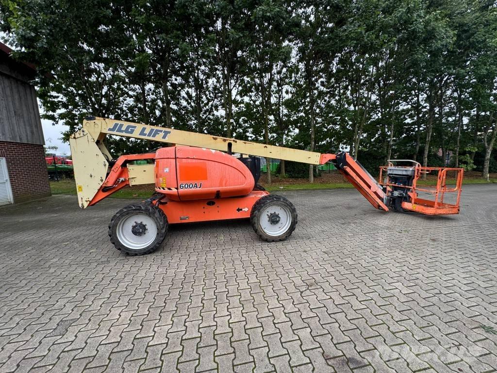 JLG 600 AJ Nacele cu brat articulat