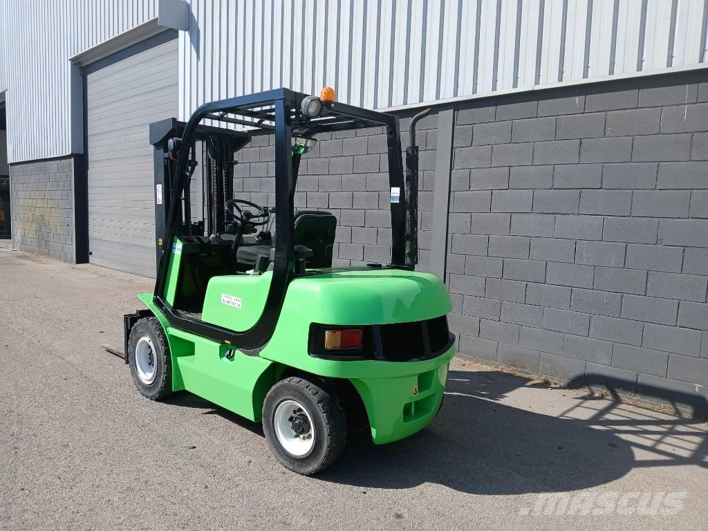 Clark CMP 25 Stivuitor diesel