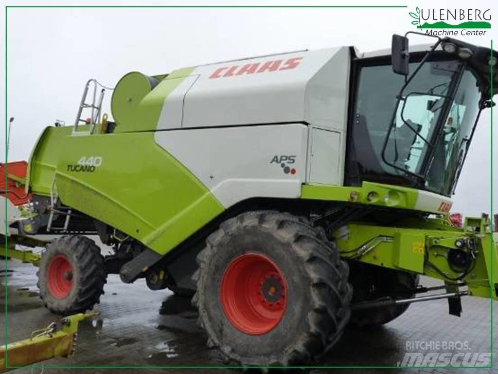 CLAAS Tucano 440 Combine de secerat