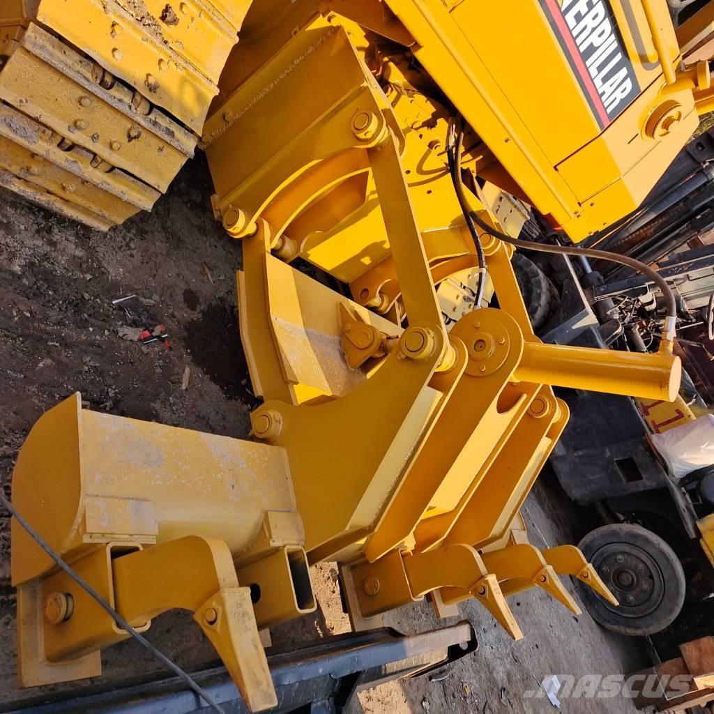 CAT D 6 M Buldozere pe senile