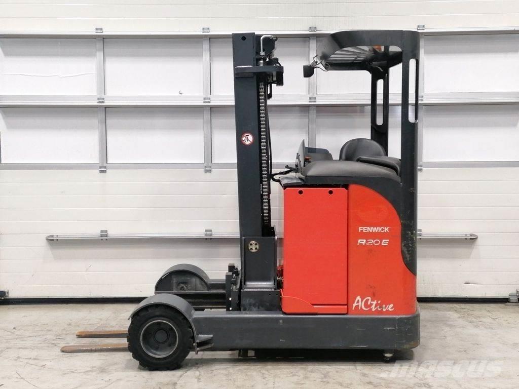 Linde R20G-03 Stivuitor cu catarg retractabil