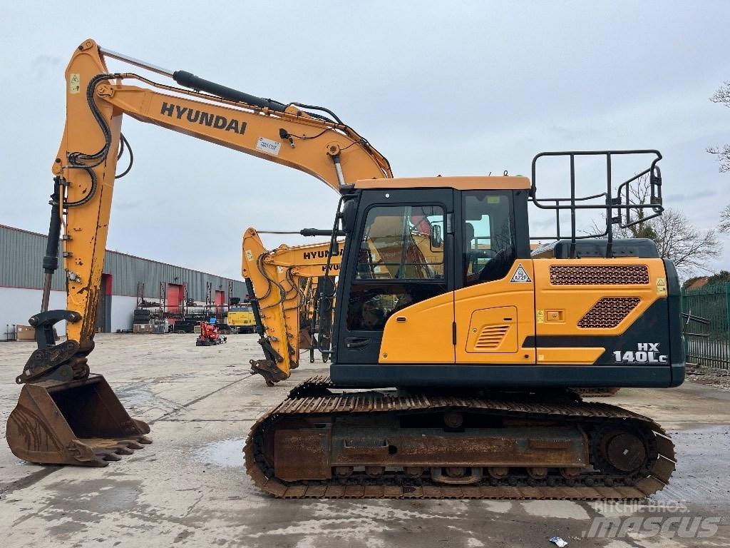 Hyundai HX140LC Excavatoare pe șenile
