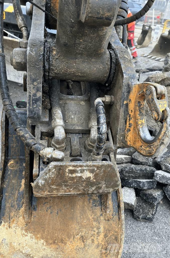 JCB Hydradig Excavatoare cu roti