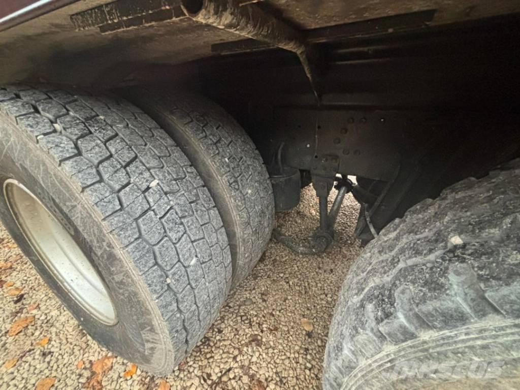 Iveco Stralis 420 Camion cu carlig de ridicare