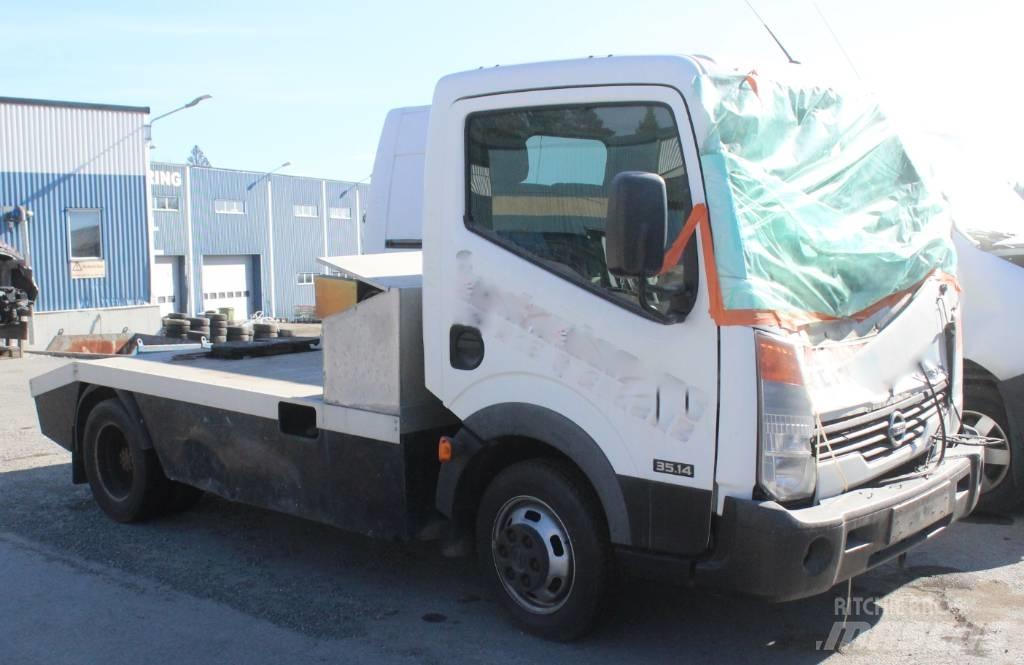 Nissan Cabstar Autotractoare