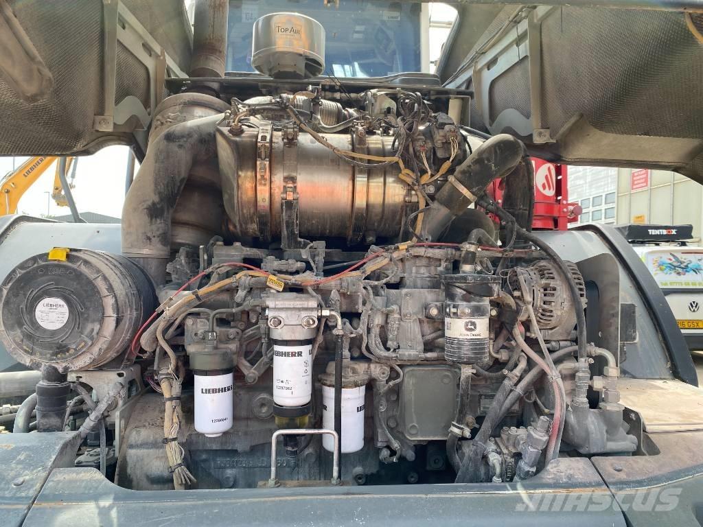 Liebherr L546 Incarcator pe pneuri