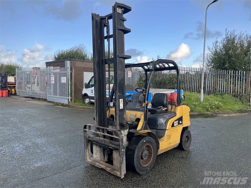 CAT GP30N Stivuitor GPL