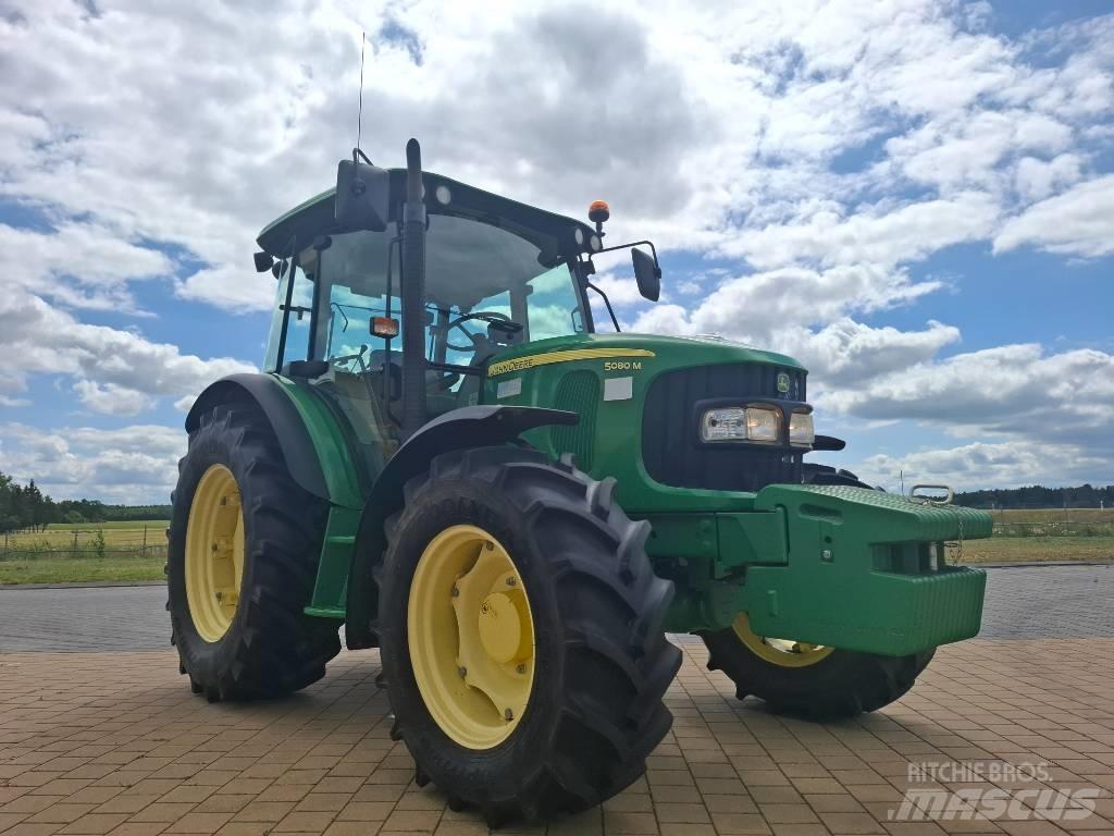 John Deere 5080M Tractoare