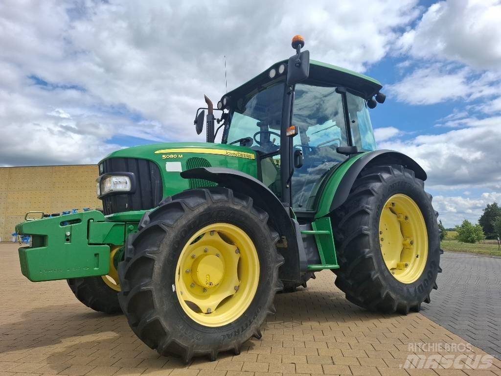 John Deere 5080M Tractoare