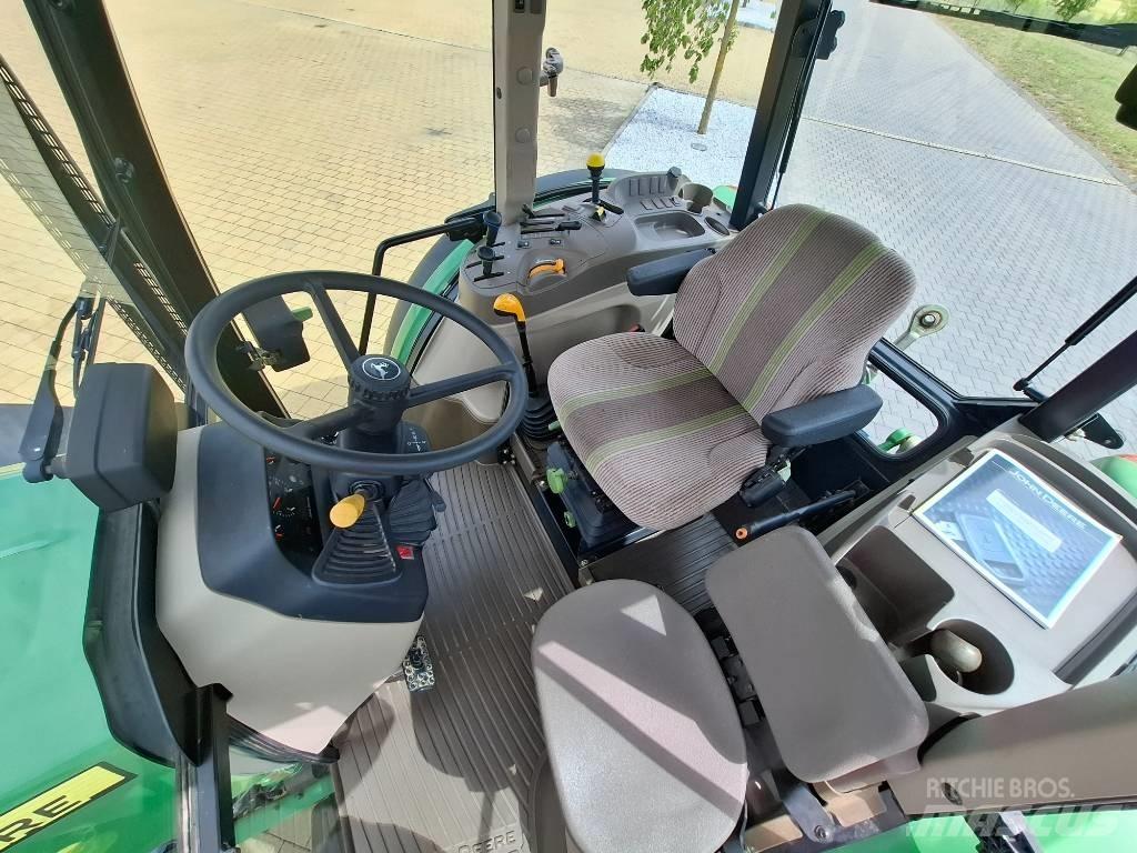 John Deere 5080M Tractoare