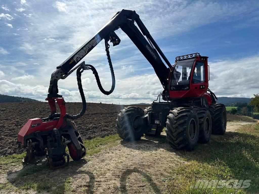 Komatsu 951 Combine forestiere