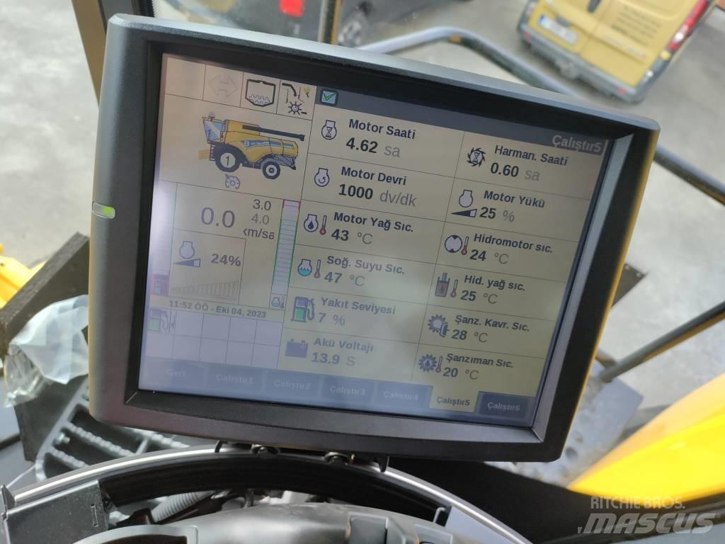 New Holland CX 8.80 Combine de secerat