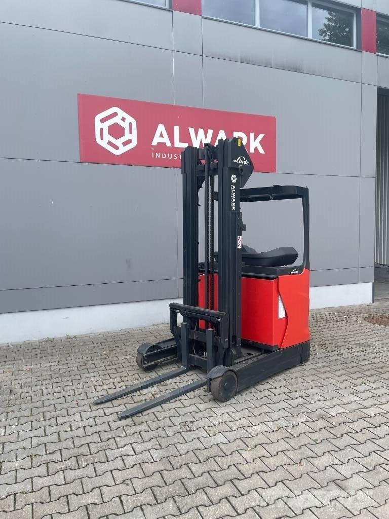 Linde R 16 Stivuitor cu catarg retractabil