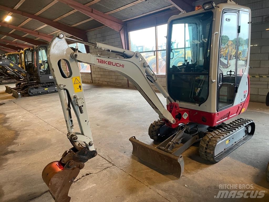 Takeuchi TB216 Mini excavatoare < 7t