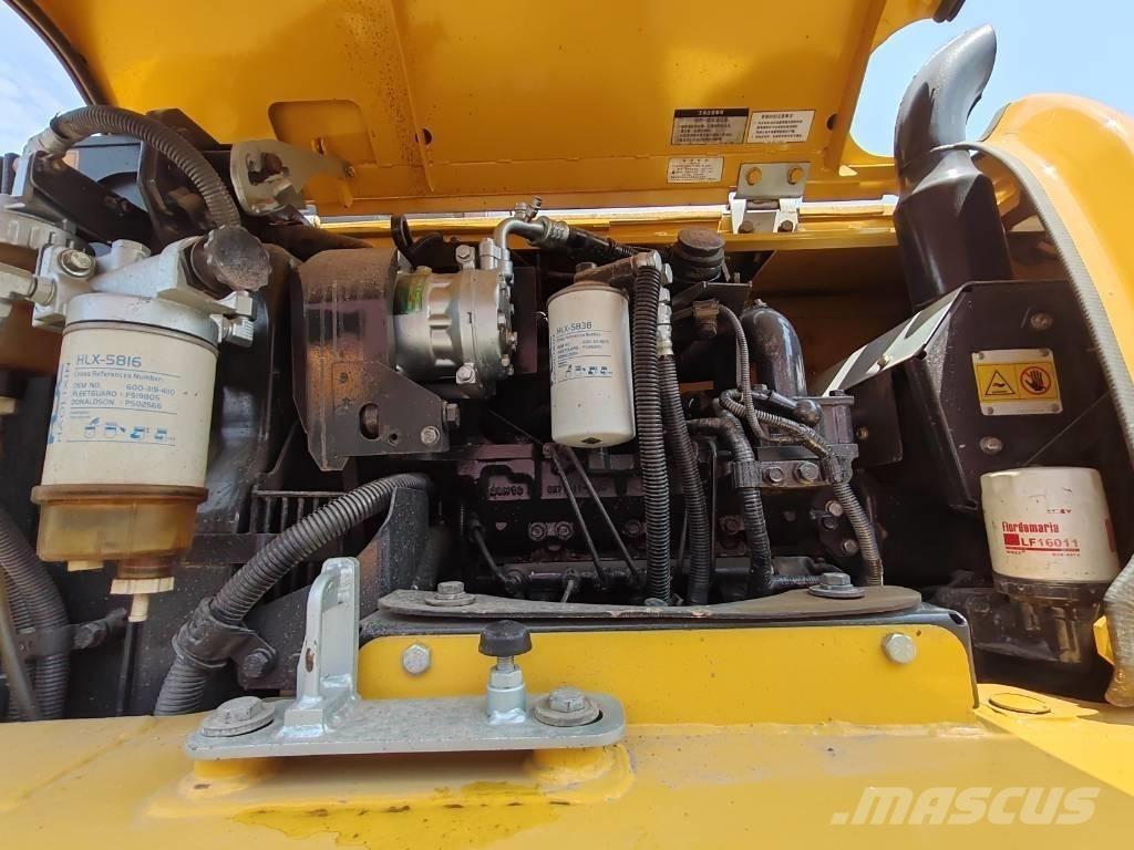 Komatsu PC 70 Excavatoare pe șenile
