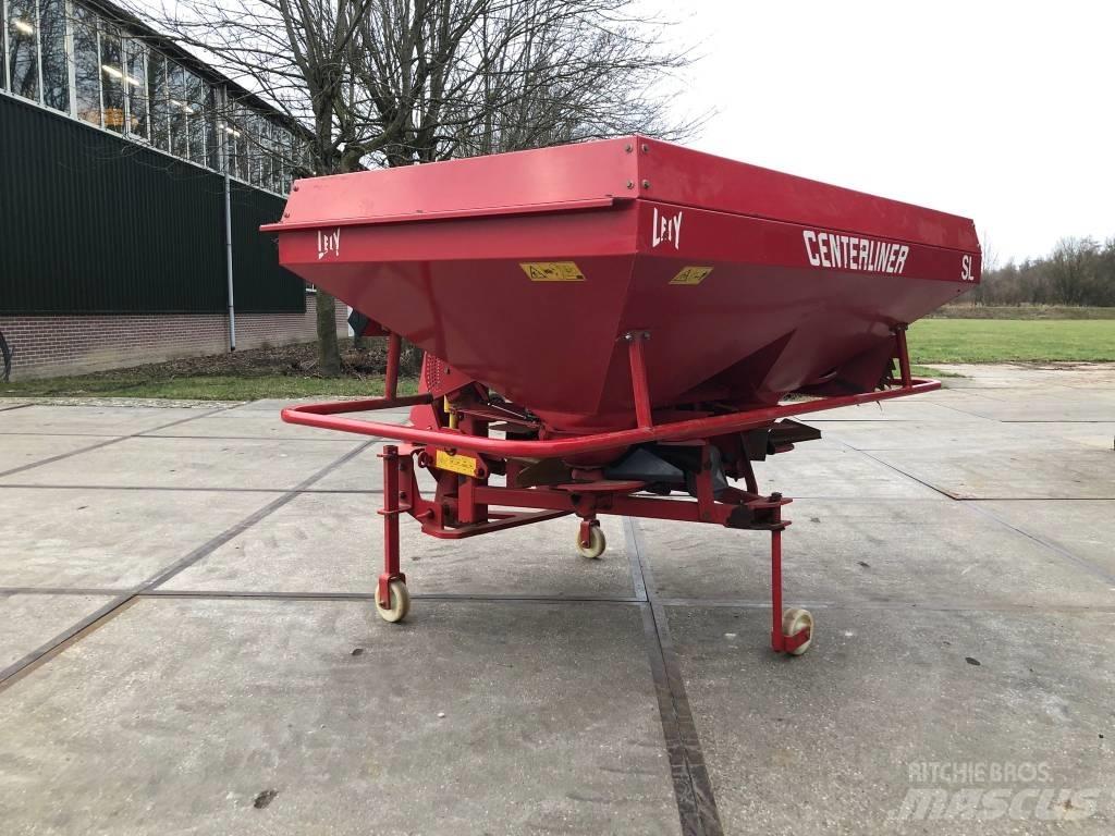 Lely Centerliner SL Împrastierea mineralelor