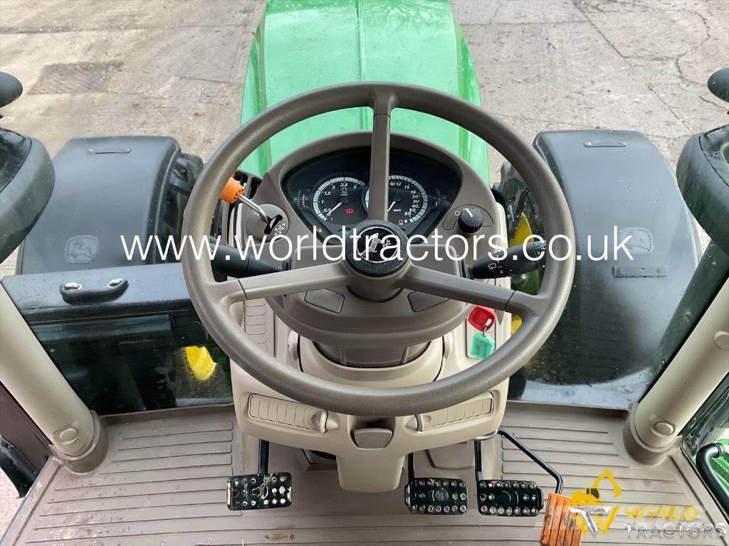 John Deere 6130 R Tractoare