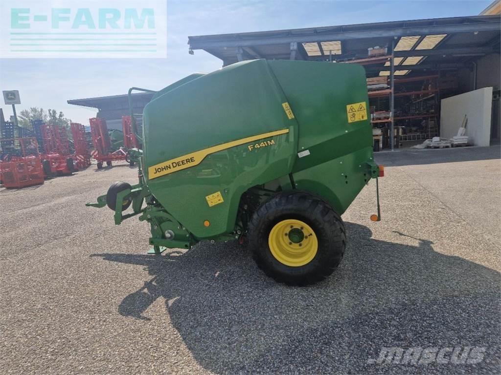 John Deere F441M Baler dreptunghiular