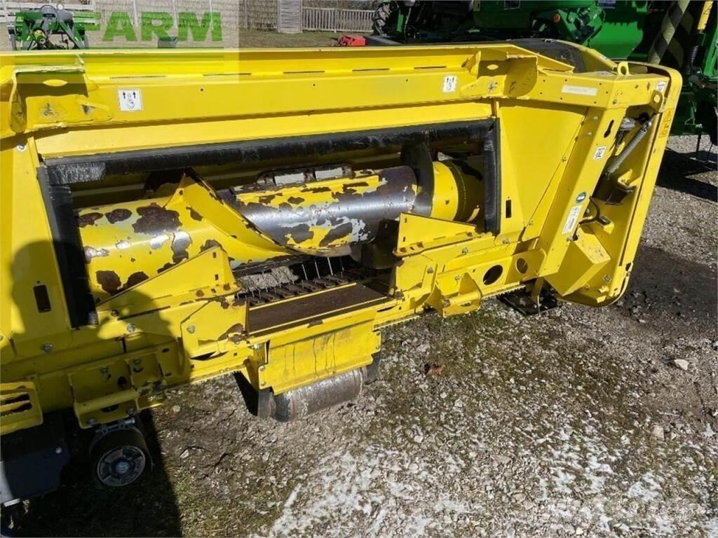 John Deere 8300 Forajere cu autopropulsare