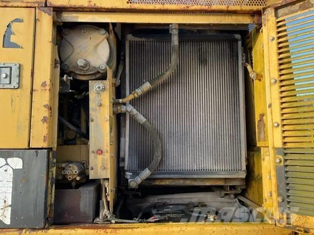 CAT 231 D Excavatoare pe șenile
