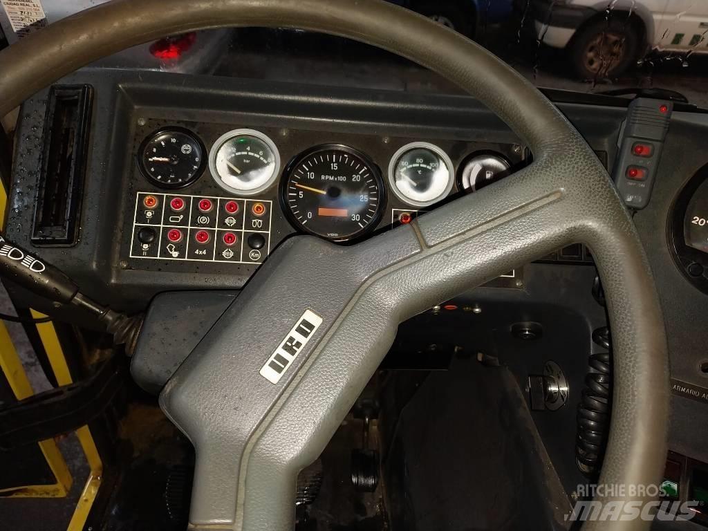  URO TT URO F3-24 Camion de pompier