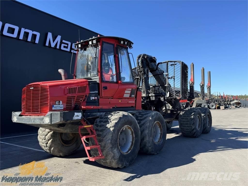Komatsu 895 Transportoare