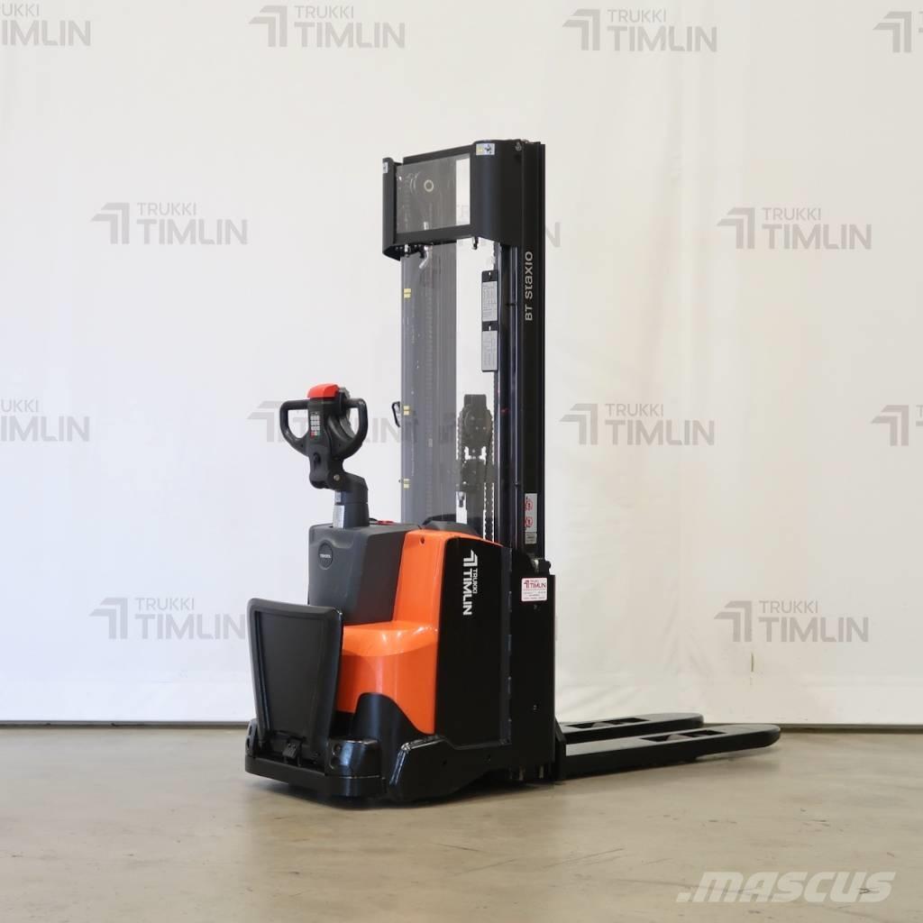 Toyota SWE120L Transpaleti autopropulsanti