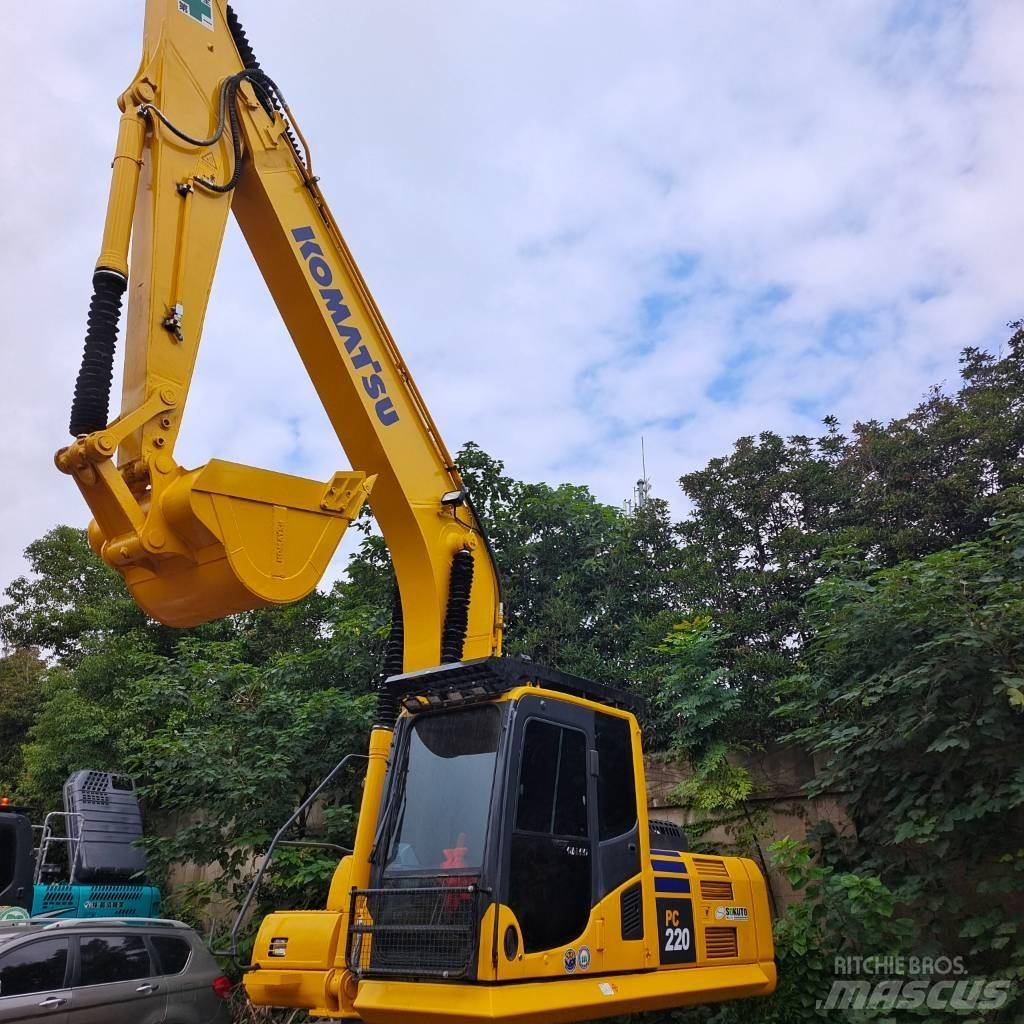 Komatsu PC 220-7 Excavatoare pe șenile
