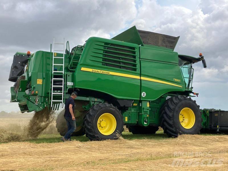 John Deere T 560 i Combine de secerat