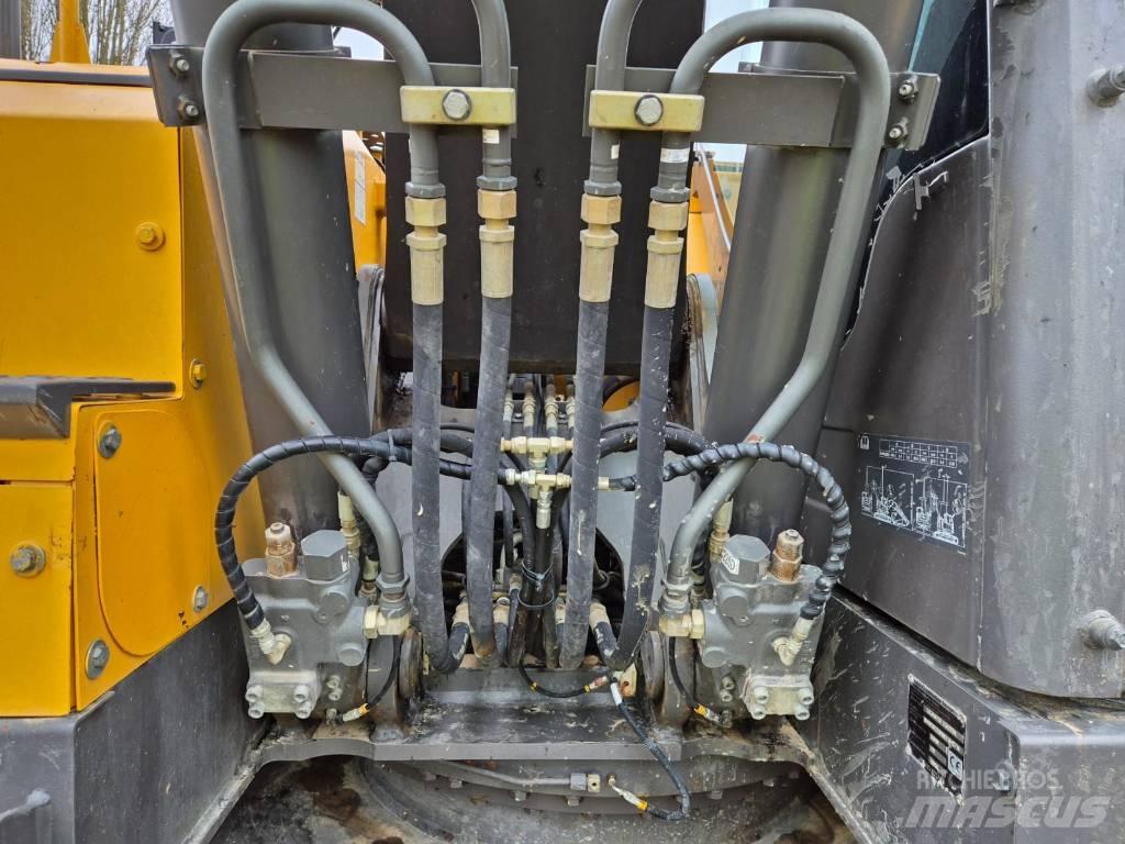 Volvo ECR 235 D Excavatoare pe șenile
