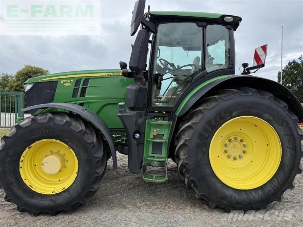 John Deere 6250r Tractoare