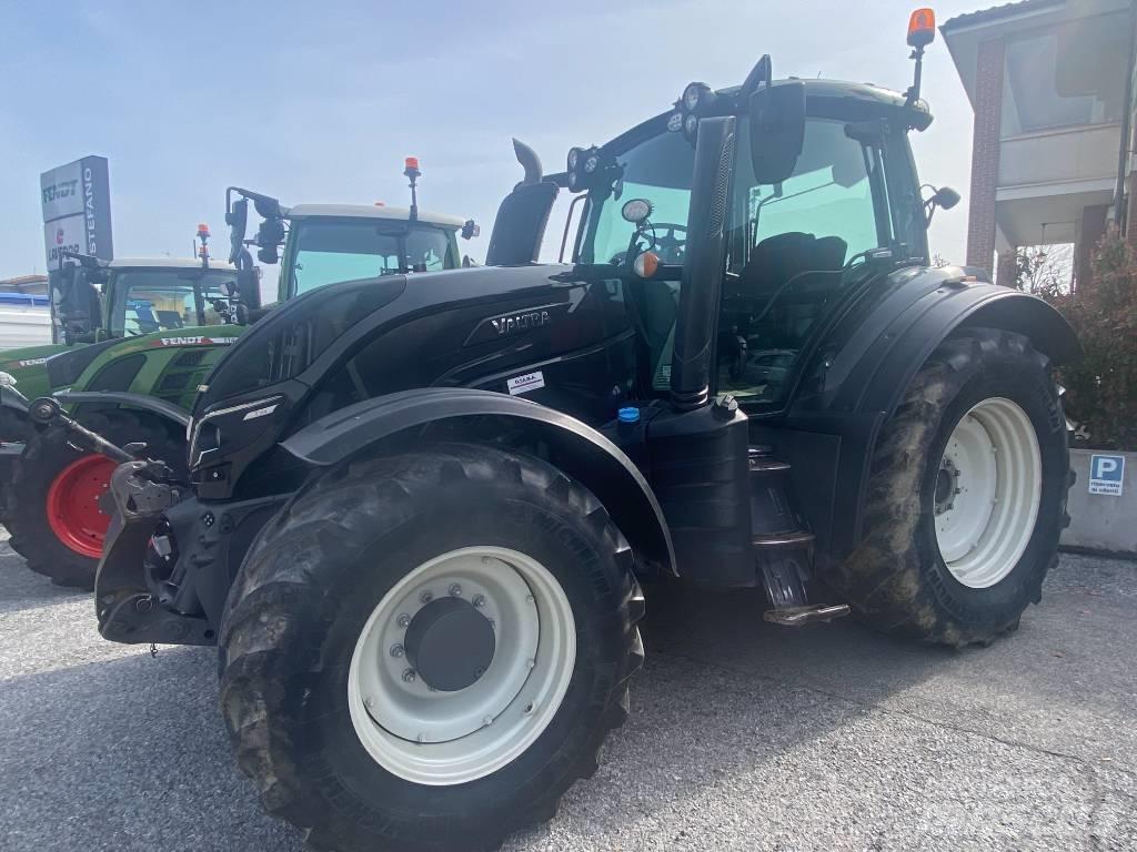 Valtra T 144 Tractoare