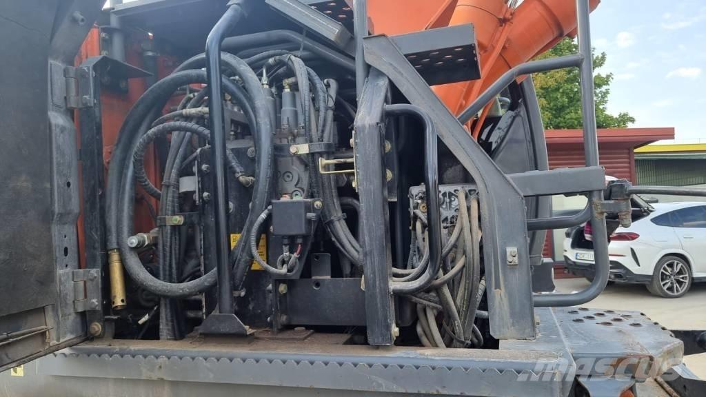 Hitachi ZX 140 W-3 Excavatoare cu roti