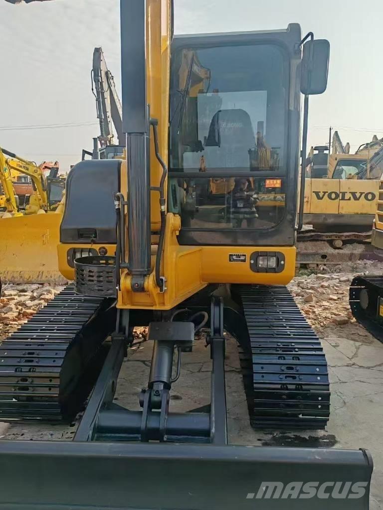 XCMG 60 Excavatoare pe șenile
