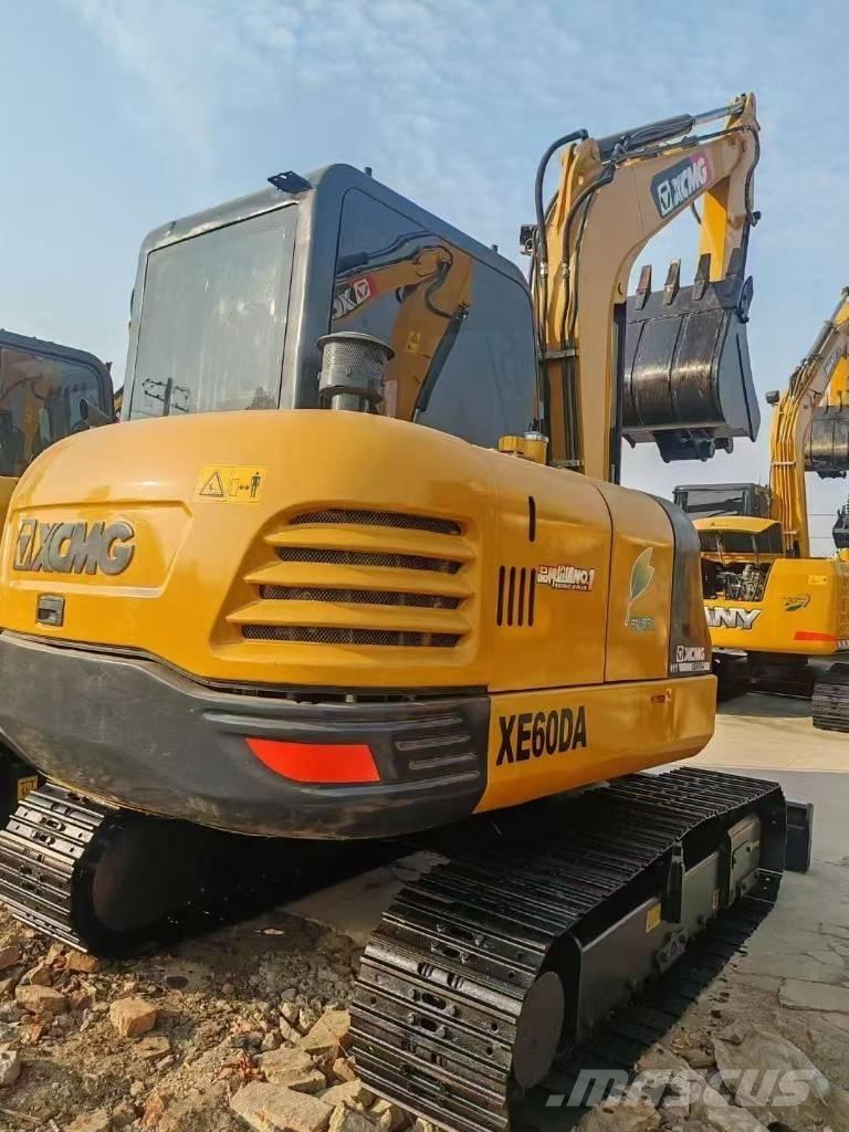 XCMG 60 Excavatoare pe șenile

