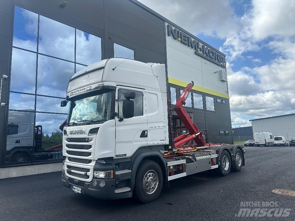 Scania R520 6x2*4 Camion cu carlig de ridicare