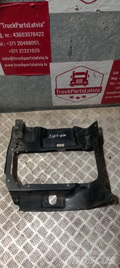 Scania R 440  2124019 Cabine si interior