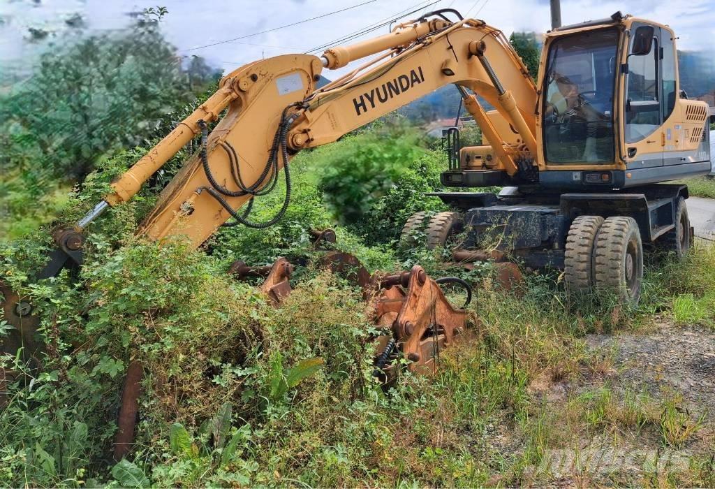 Hyundai Robex 140 W Excavatoare cu roti
