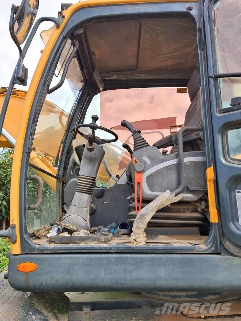 Hyundai Robex 140 W Excavatoare cu roti