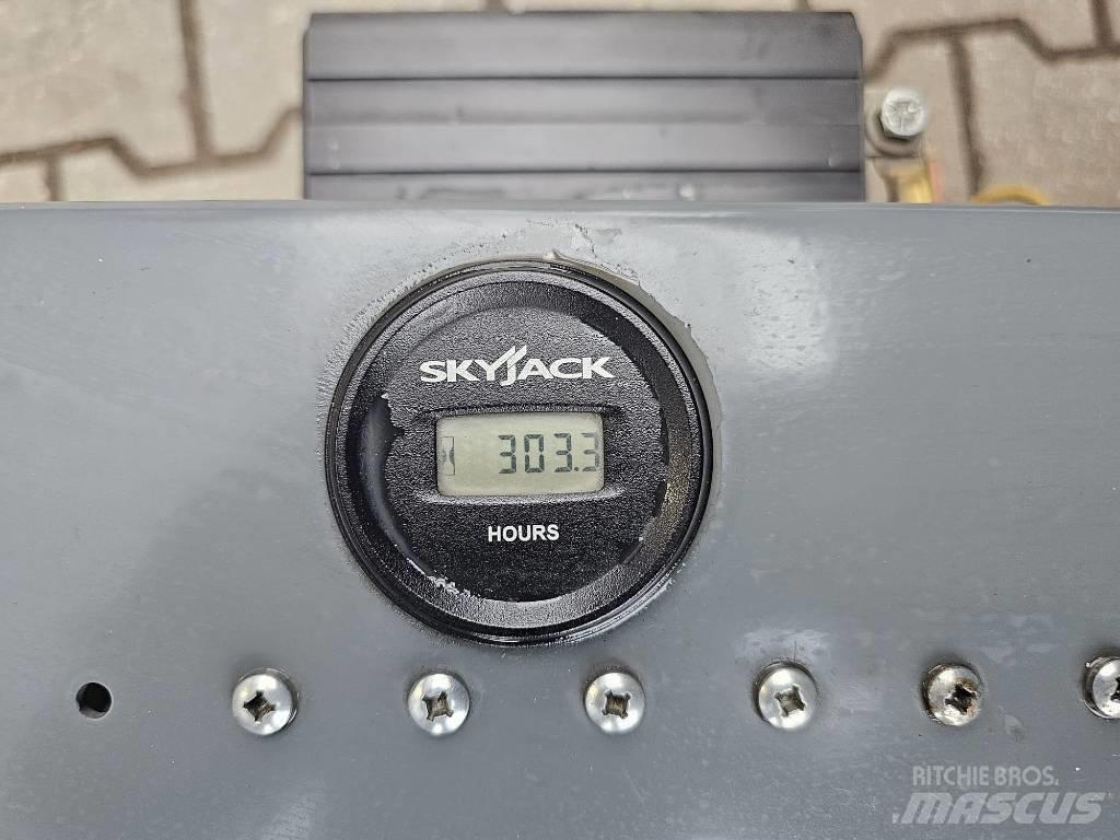 SkyJack SJ III4632 Platforme foarfeca