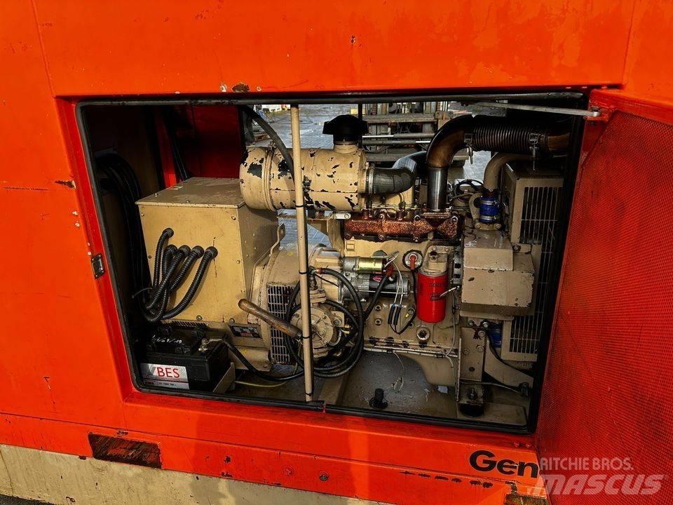 Cummins 30 KVA Generatoare Diesel