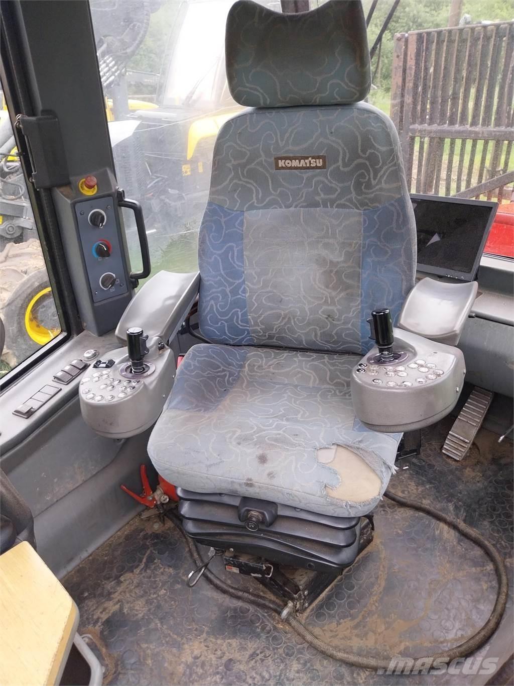 Komatsu 860.4 Transportoare