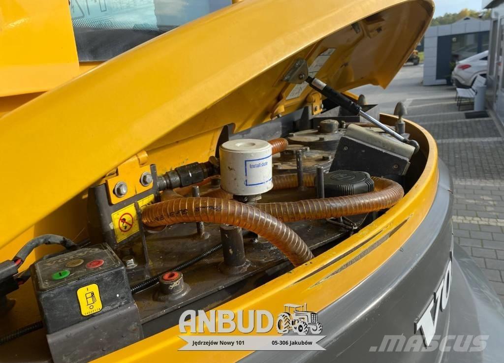 Volvo ECR 88 D Excavatoare pe șenile
