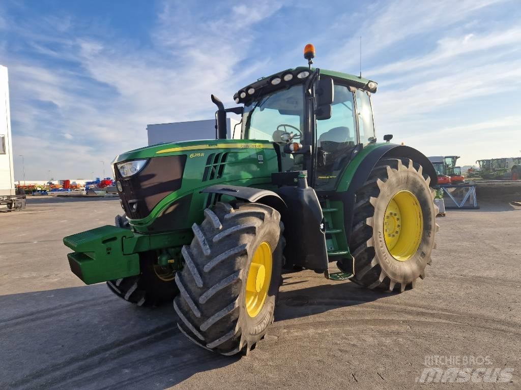John Deere 6215 R Tractoare