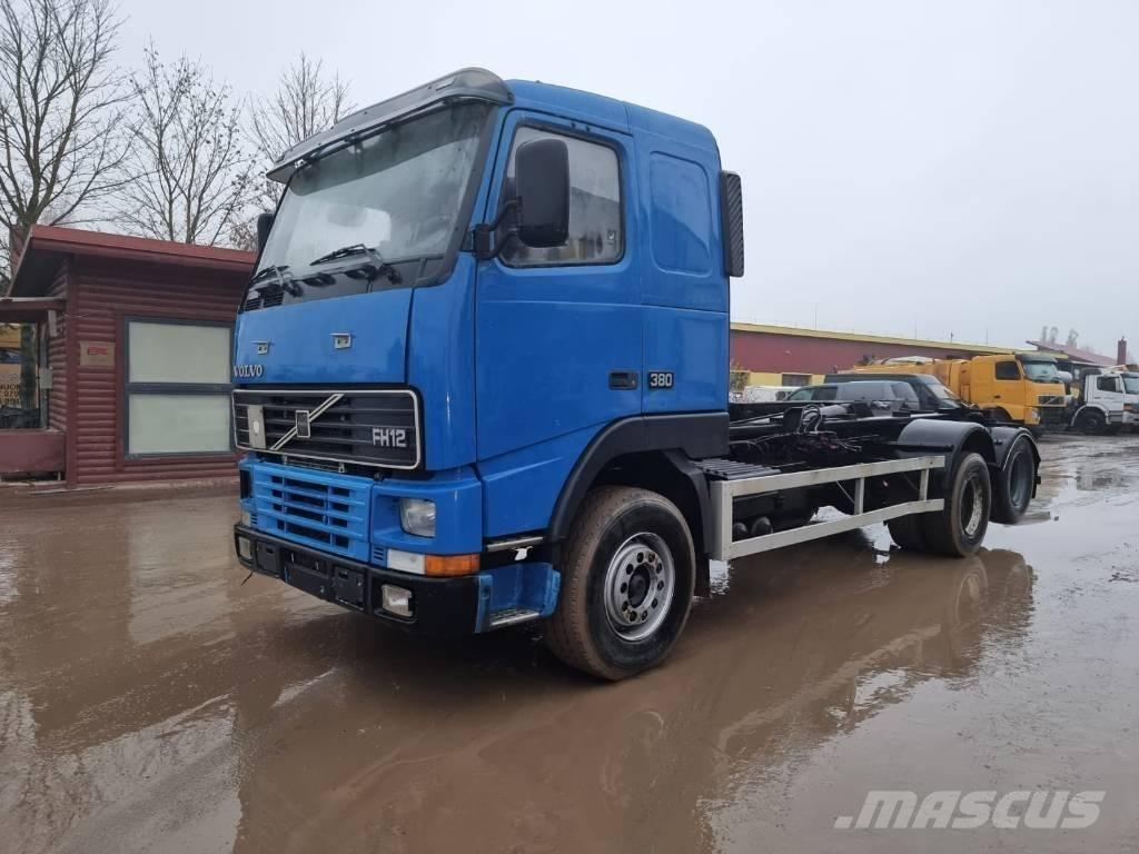 Volvo FH 12 Camion cu carlig de ridicare
