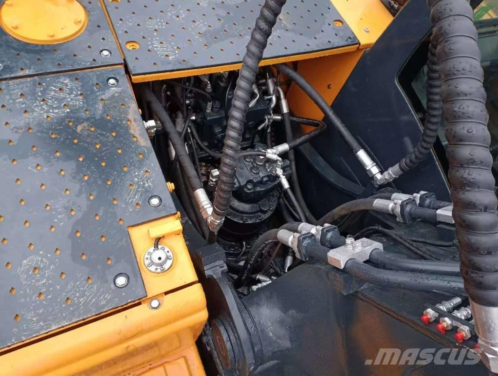 Hyundai 220LC-9S Excavatoare pe șenile
