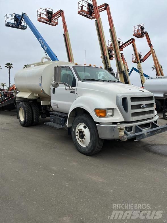 Ford F750 Cisterne