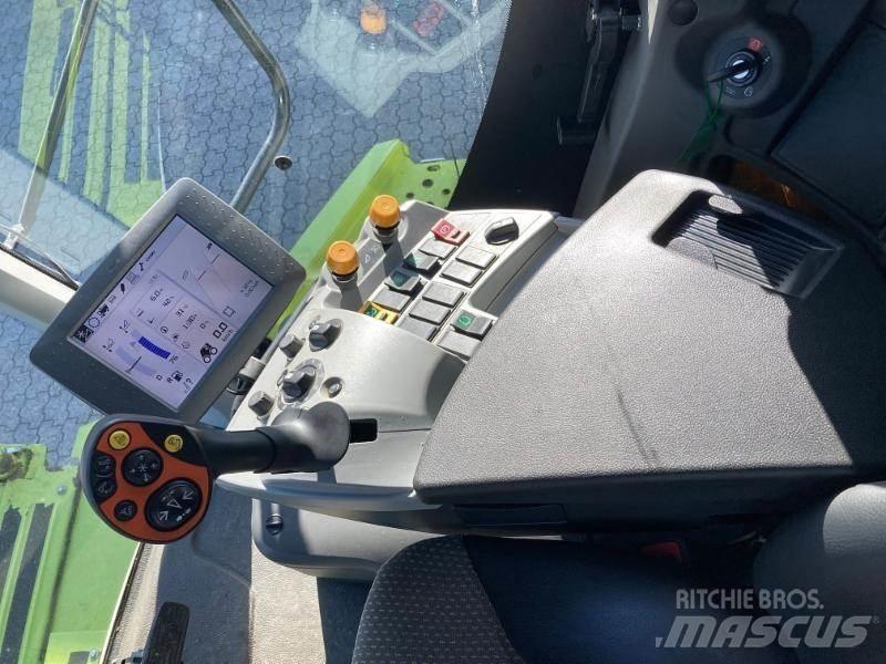 CLAAS LEXION 650 Combine de secerat
