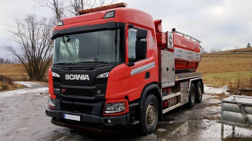 Scania P450 XT Camion vidanje